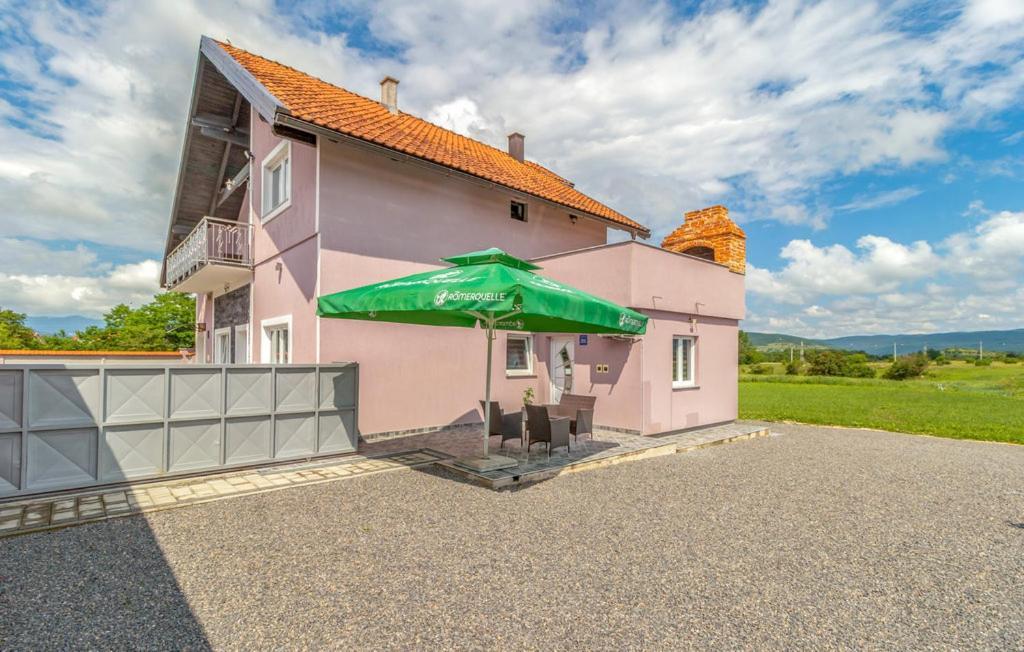 Apartments Sweet Home Оточац Экстерьер фото