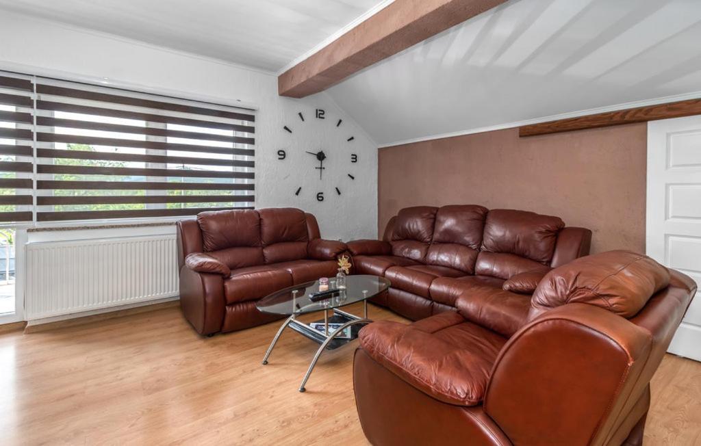 Apartments Sweet Home Оточац Экстерьер фото