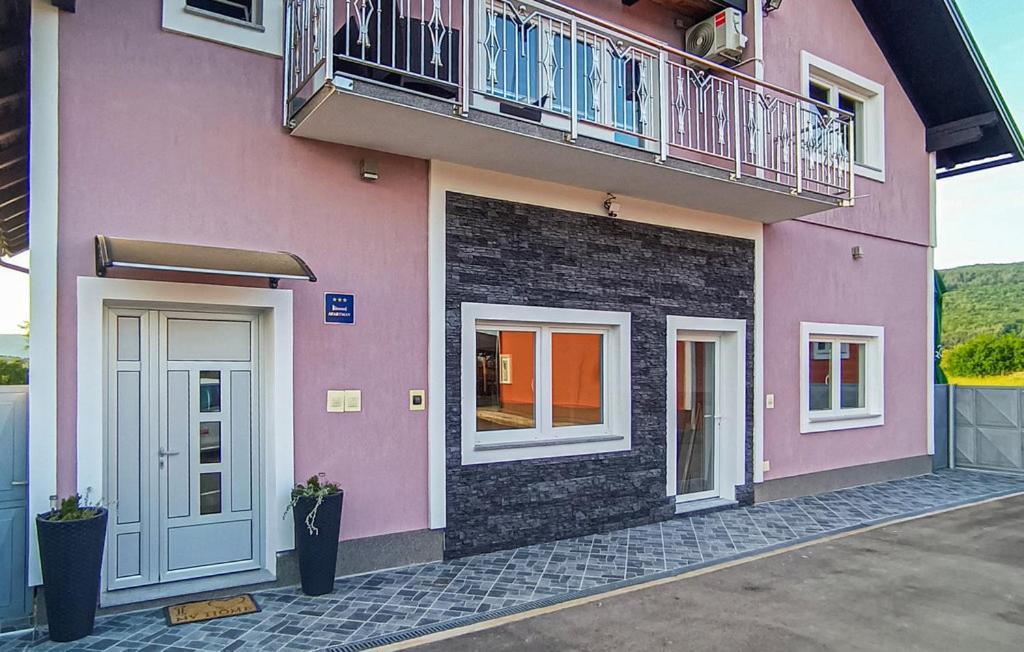 Apartments Sweet Home Оточац Экстерьер фото