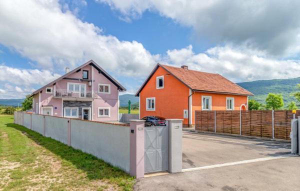 Apartments Sweet Home Оточац Экстерьер фото
