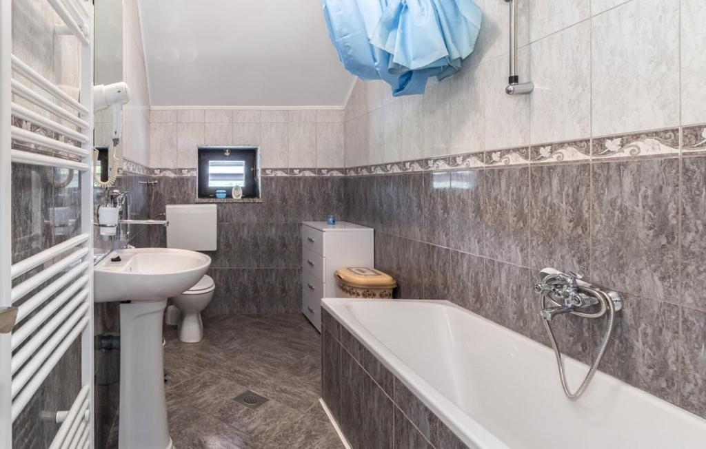 Apartments Sweet Home Оточац Экстерьер фото